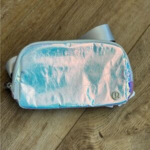 Lululemon athletica iridescent crossbody bag NWT